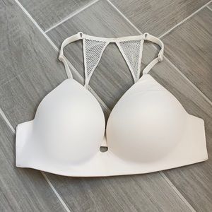 Victoria Secret wireless t-shirt bra